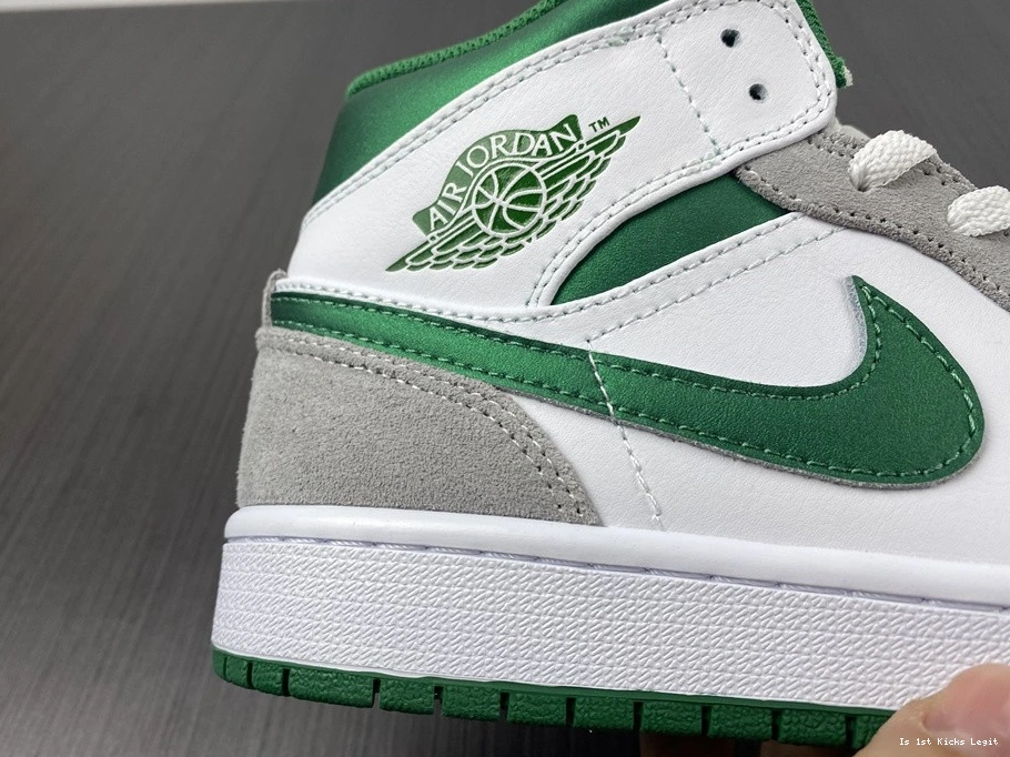 Mid Grey DC7294-103 Green Jordan 1 - 0524